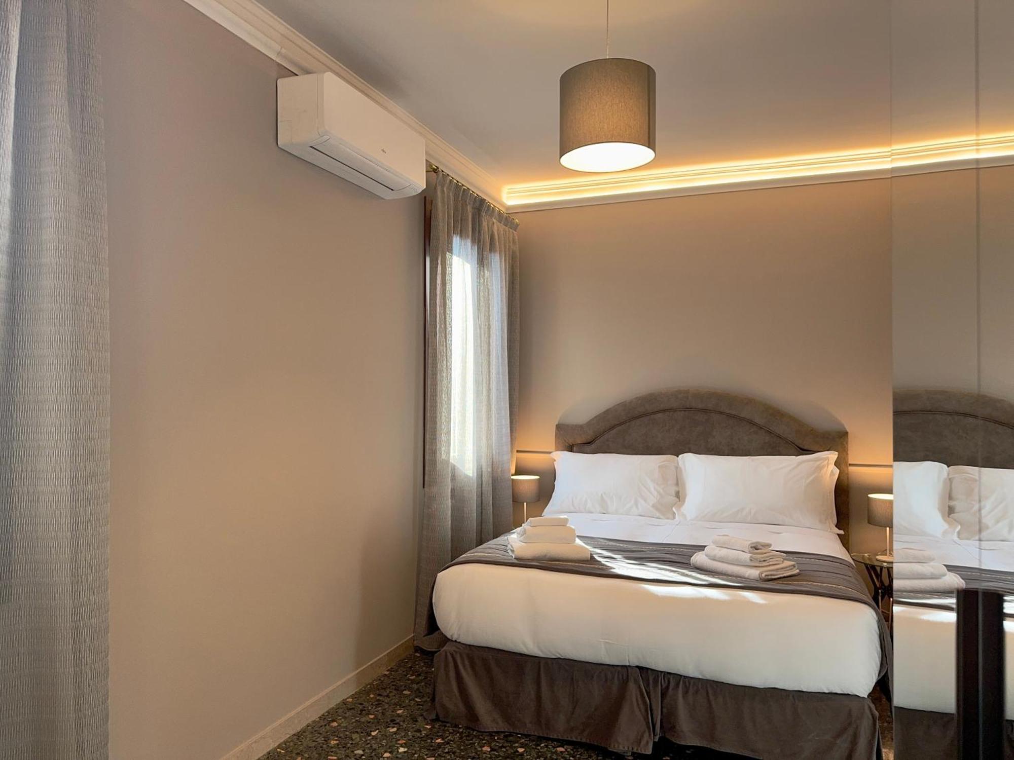 San Vio Palace Luxury Apartments Venezia Esterno foto